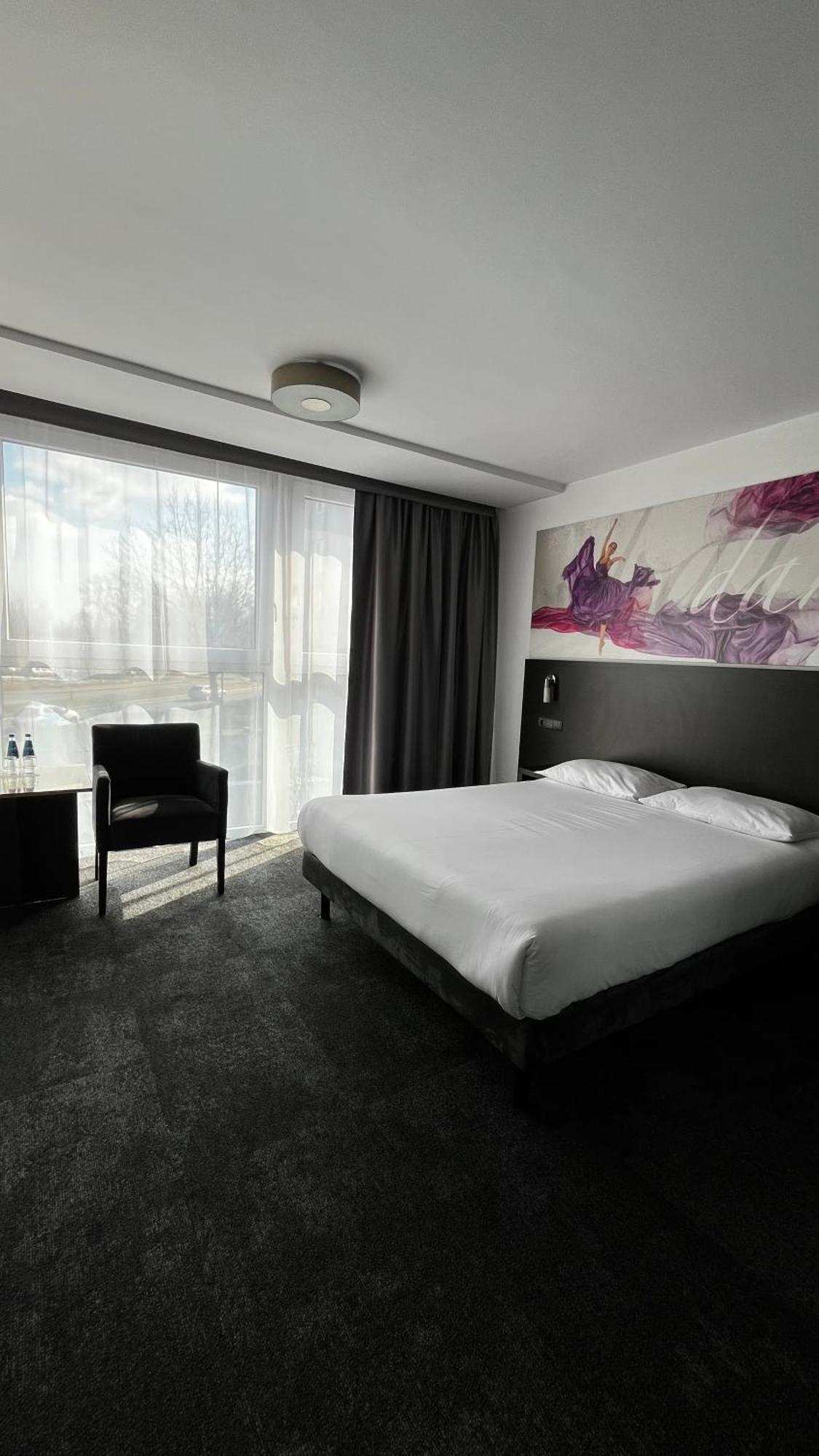 B&B Hotel Bytom Exteriér fotografie