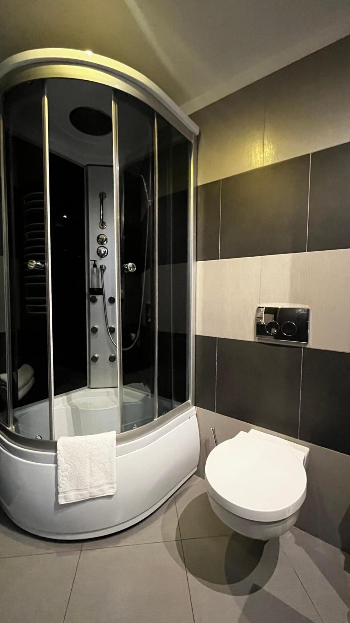 B&B Hotel Bytom Exteriér fotografie